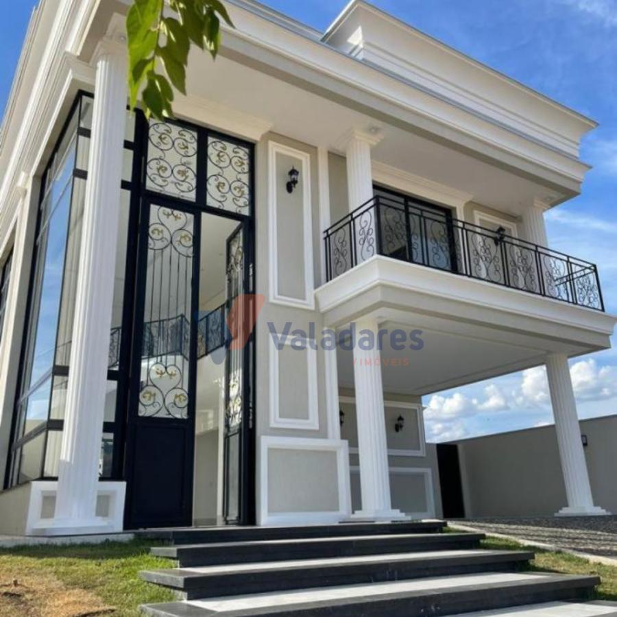 Sobrado à venda com 4 quartos, 345m² - Foto 1
